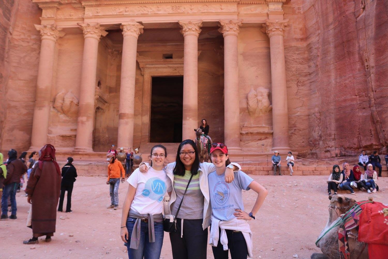Left to right: AMIDEAST study abroad students and ACOR interns Sarah Schweyen, Ronnie Zhu and Emily Sorkin Smith at Petra in October 2016. Photo courtesy of S. Schweyen. 